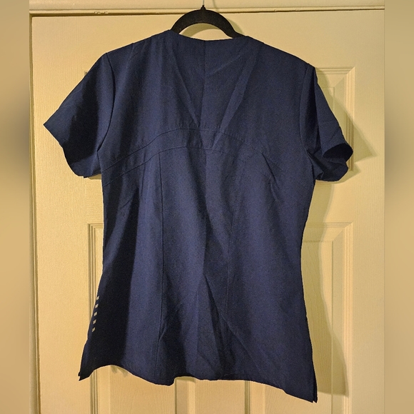 Barco Scrub Top - Picture 3 of 3